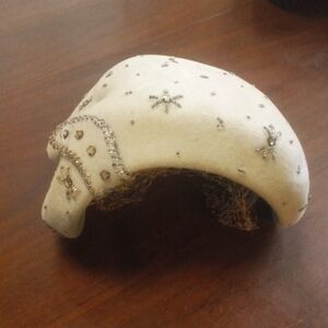 Vintage woman's hat
